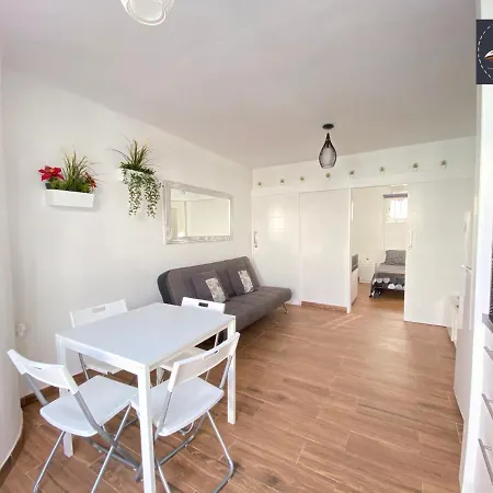 Vanessa Puerto Del Carmen