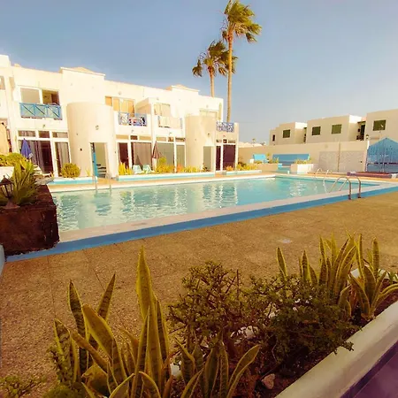 Vanessa Puerto Del Carmen * تياس