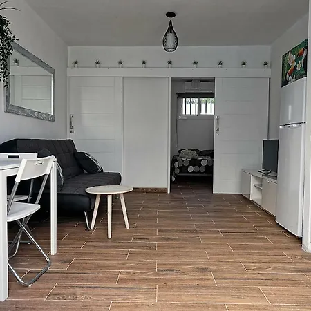 Vanessa Puerto Del Carmen تياس