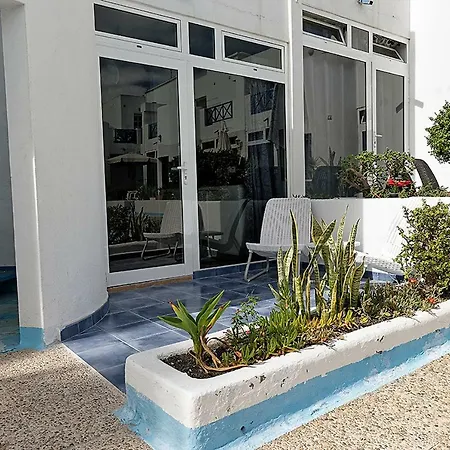 Vanessa Puerto Del Carmen تياس